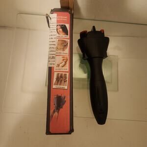 Vintage Twist Secret Hair Tool. Tested Works Battery Operated